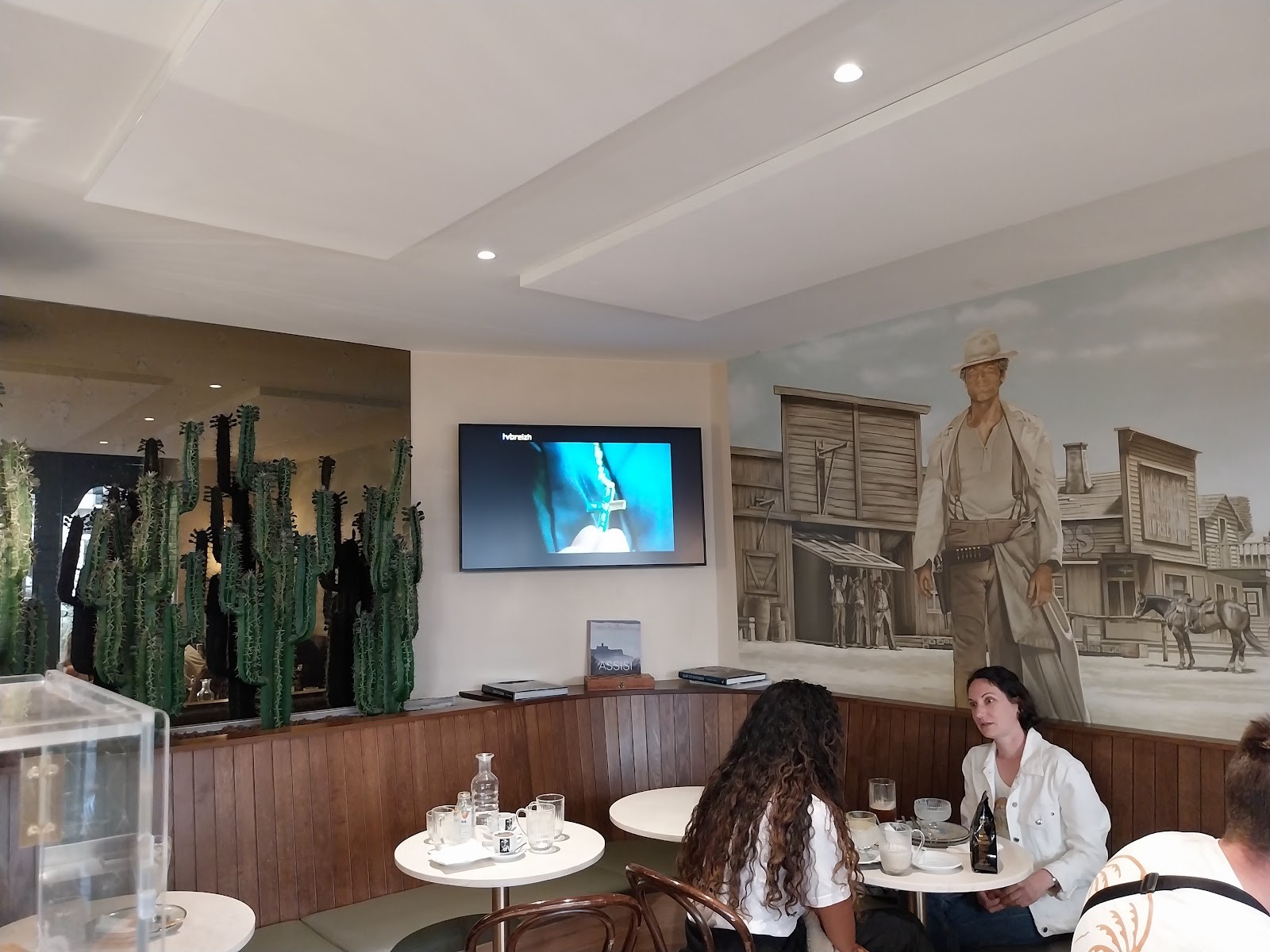 Girotti Paris: the place