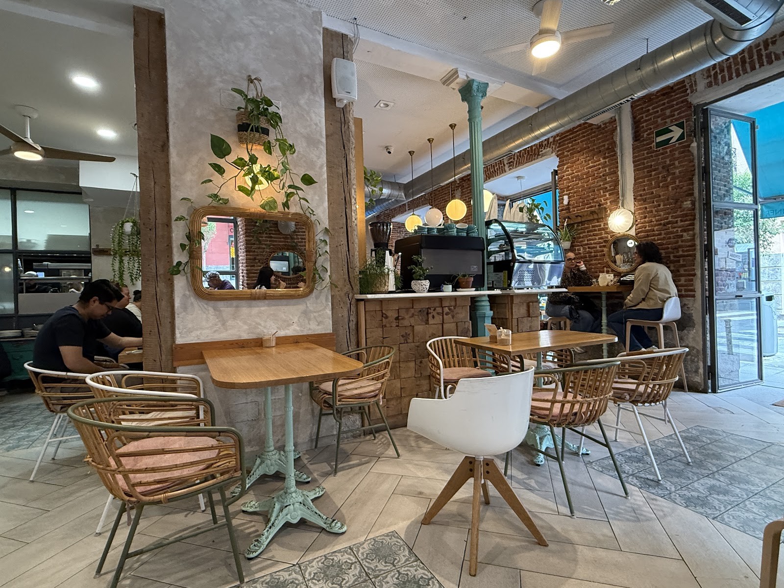 EatMyTrip Malasaña Brunch & Dinner: the place