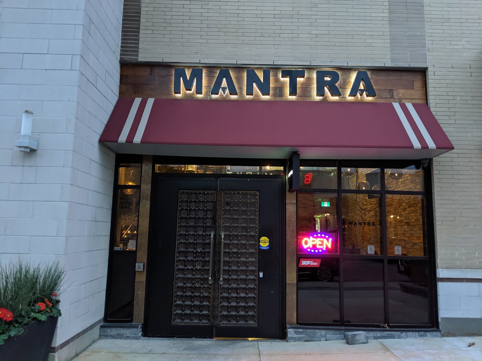 Mantra by Host: the place