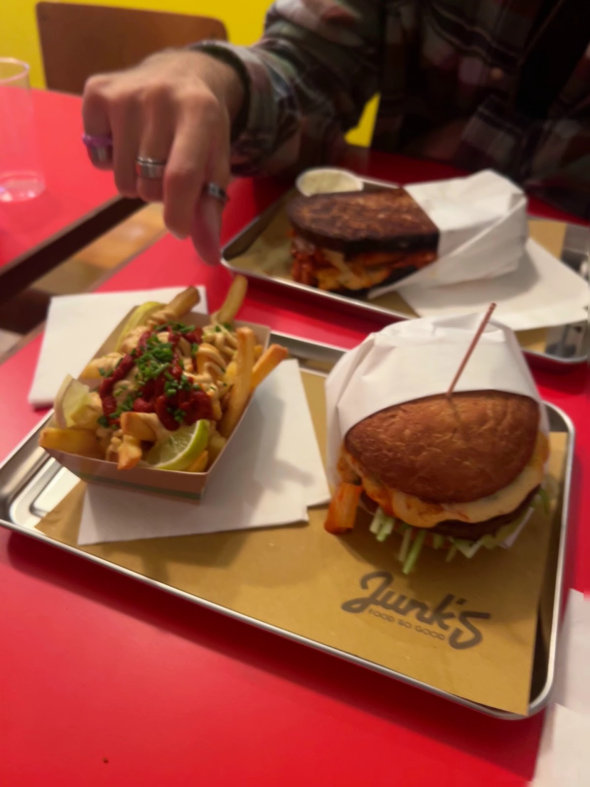Junk's Food So Good: food & drinks