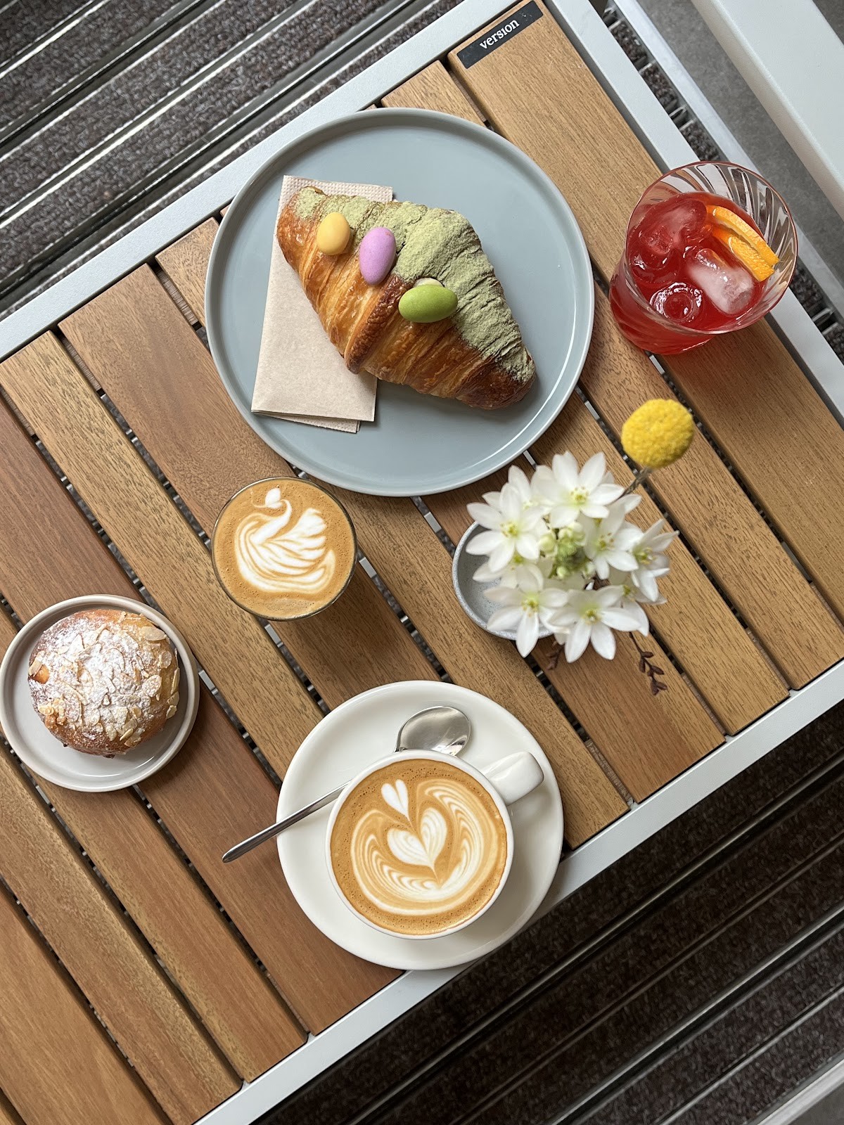 Version Coffee: food & drinks