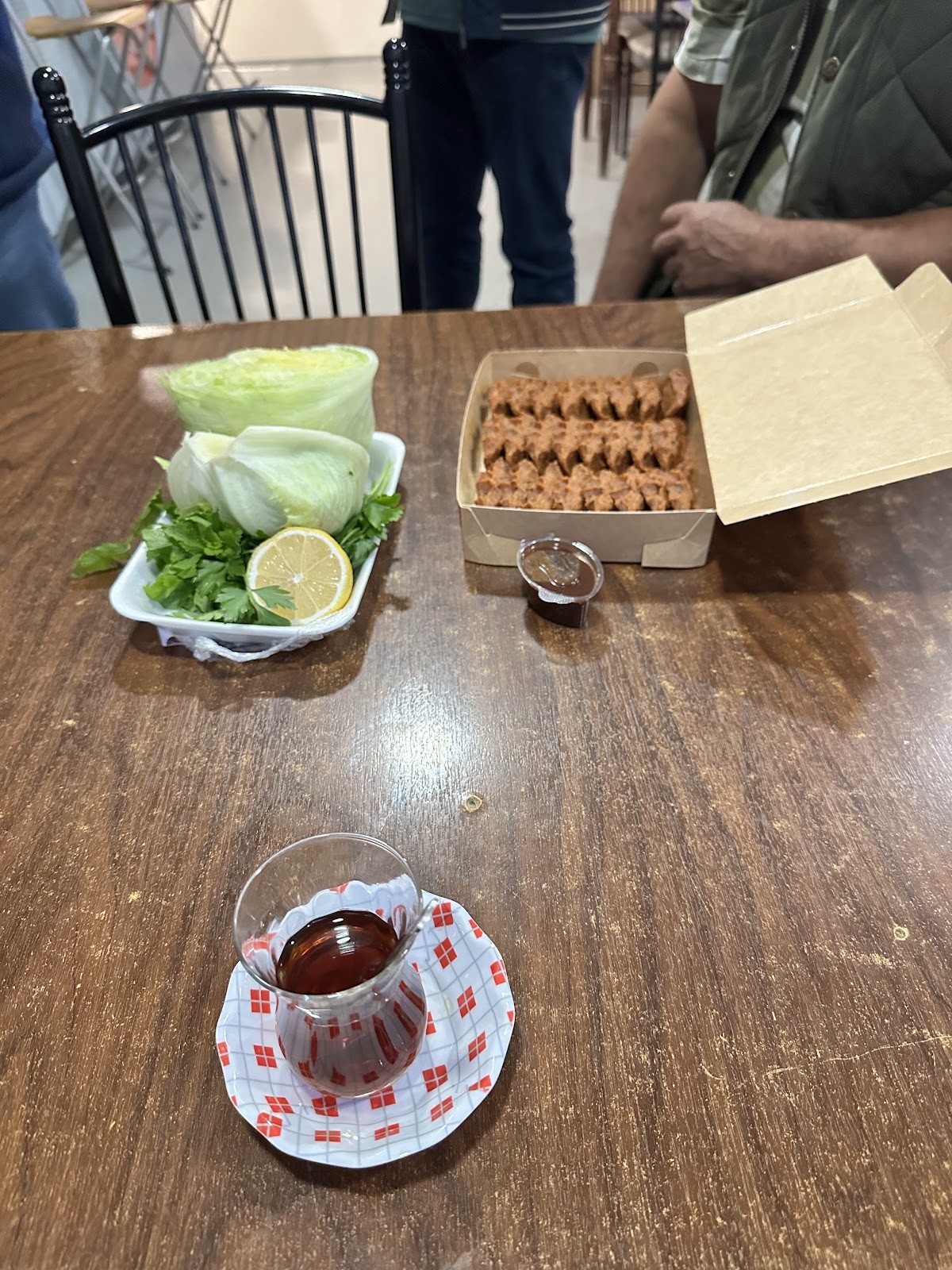 Çiğköftem Berchem: food & drinks