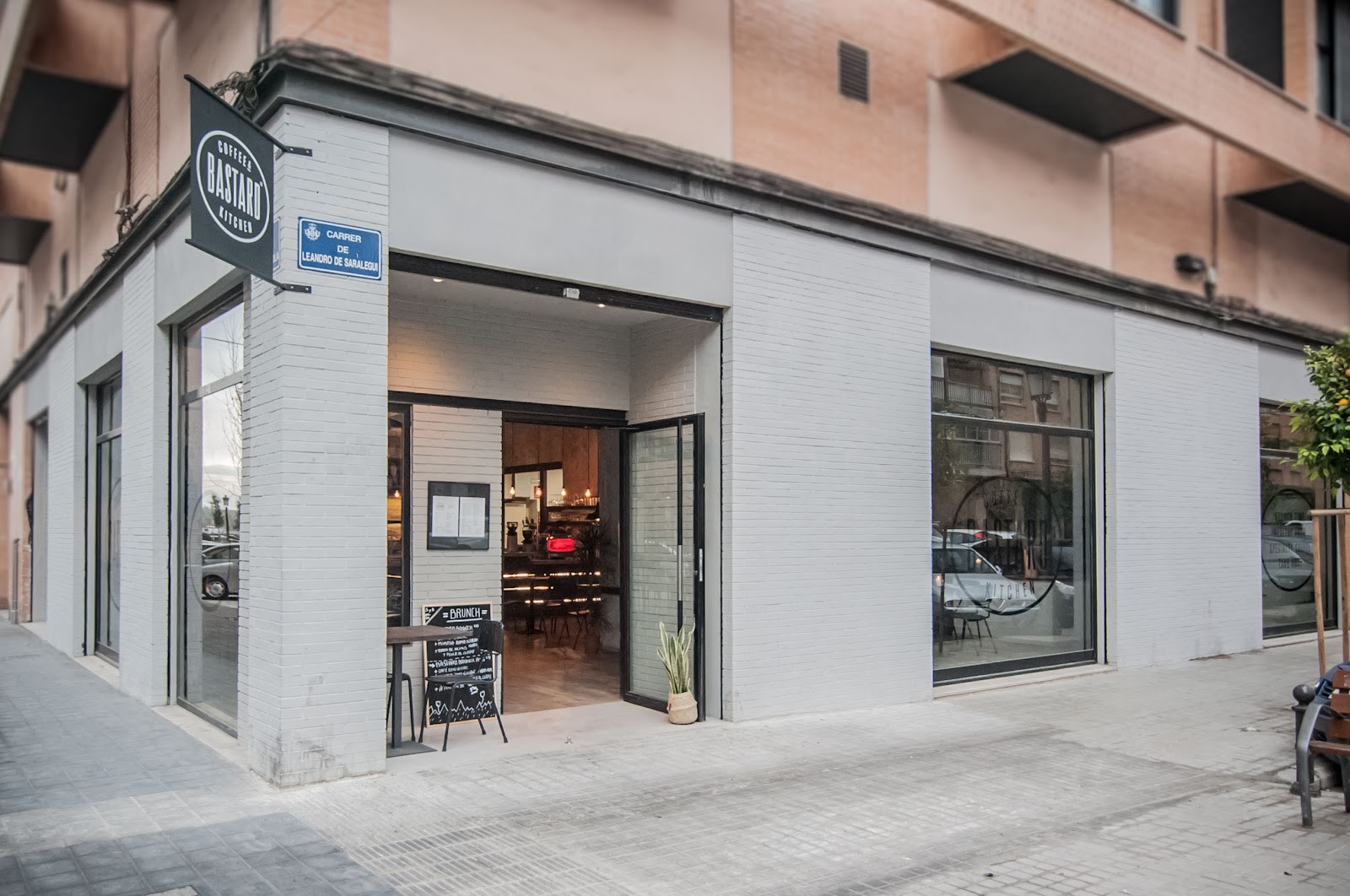 BASTARD Coffee & Kitchen - Xúquer: the place