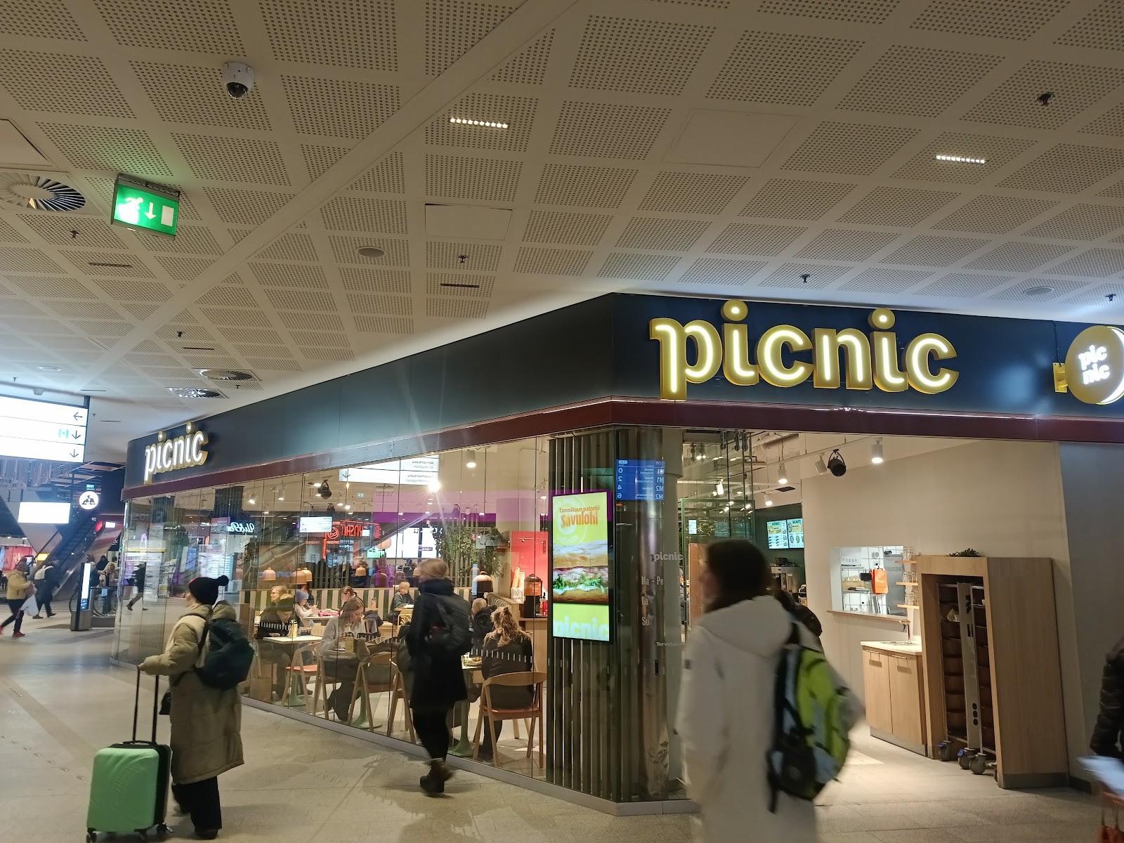 Picnic Kamppi (E-kerros): the place