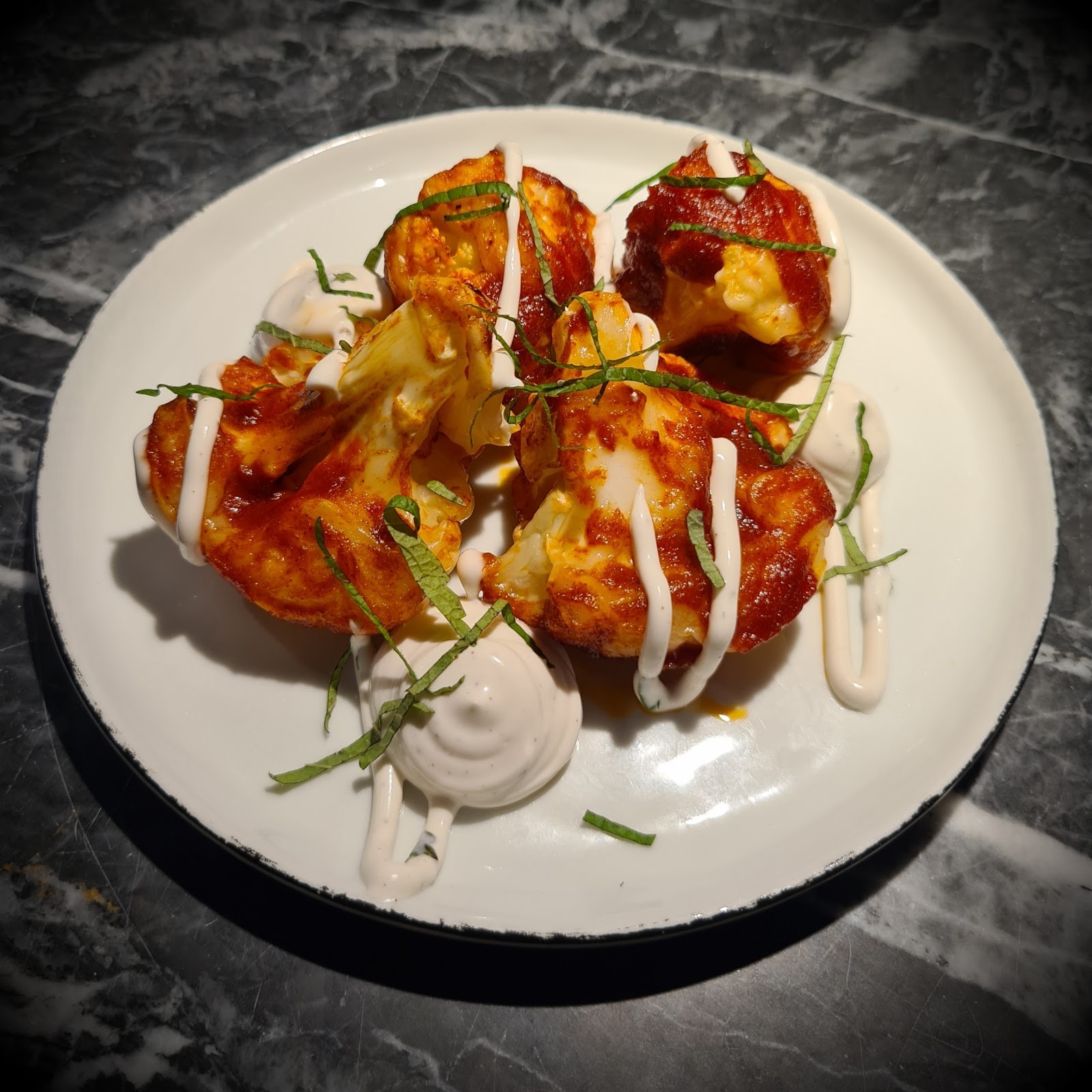 Vaust Bar & Restaurant: food & drinks