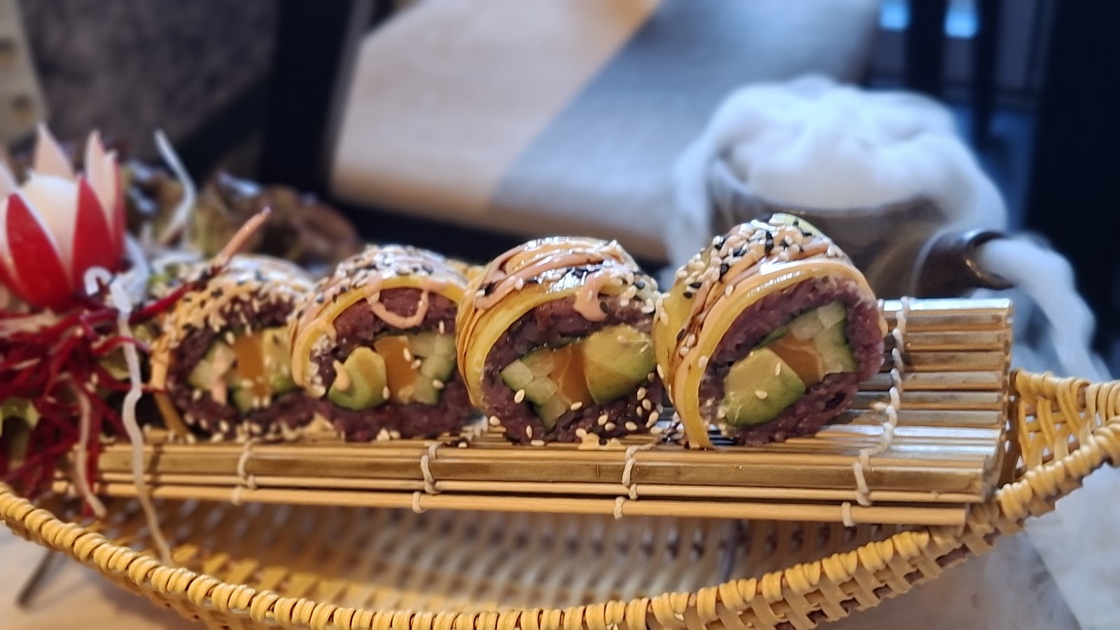 Mandala: food & drinks