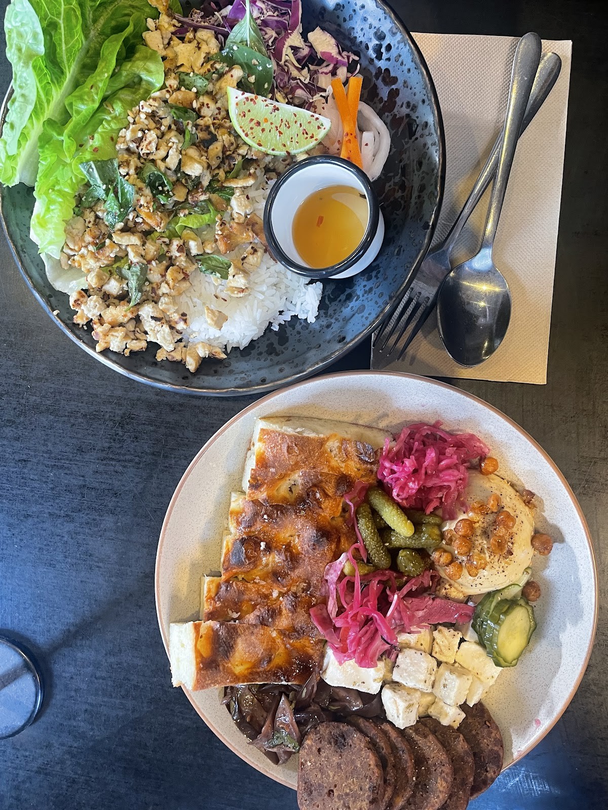 Green Man's Arms: food & drinks