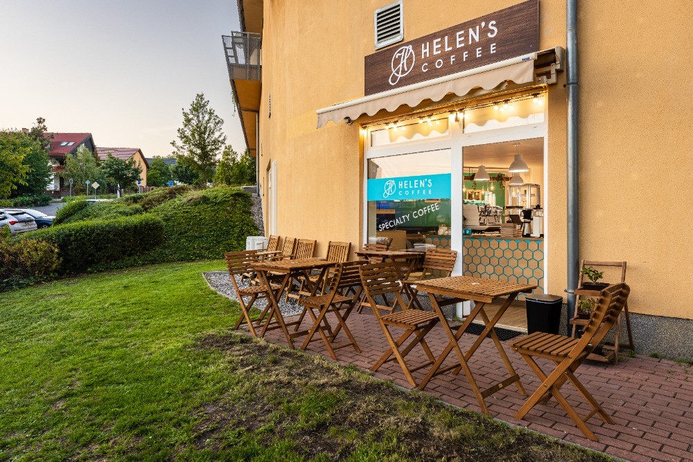 Helen's coffee Harmonická: the place