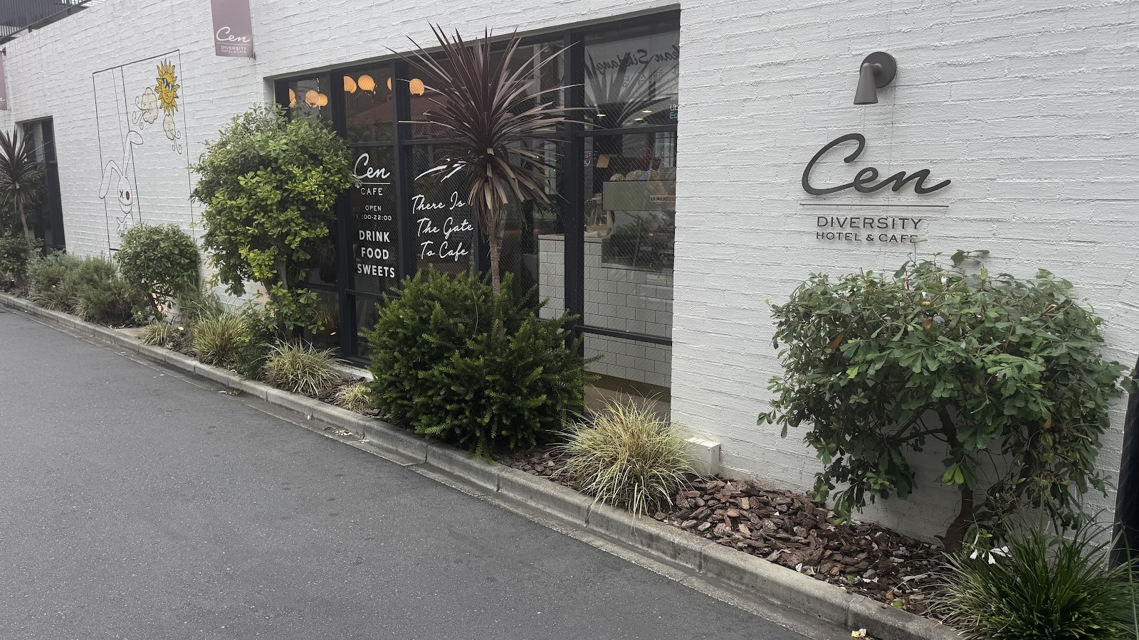 Cen Diversity Hotel & Cafe: the place
