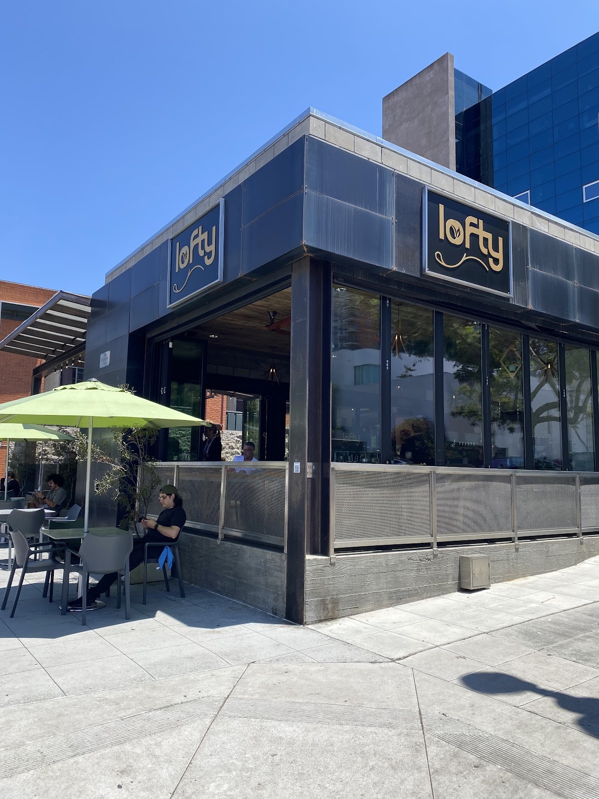 Lofty Coffee Co.: the place