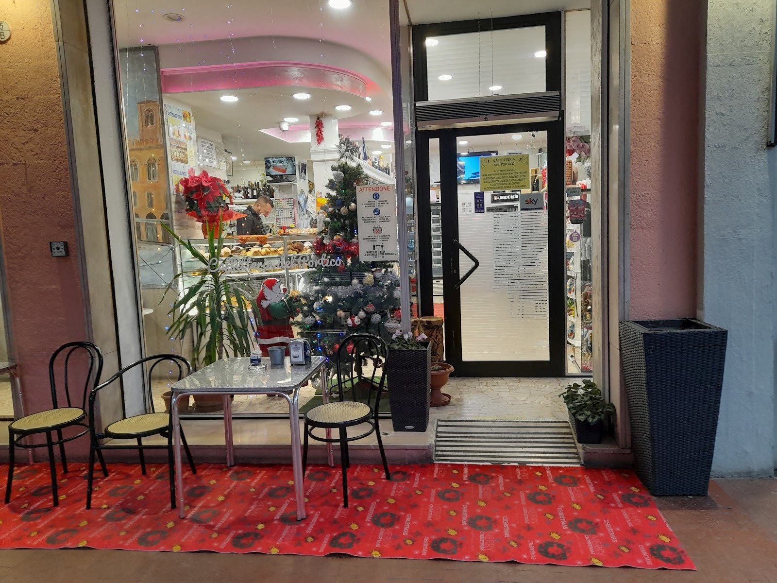 Caffetteria Del Portico: the place