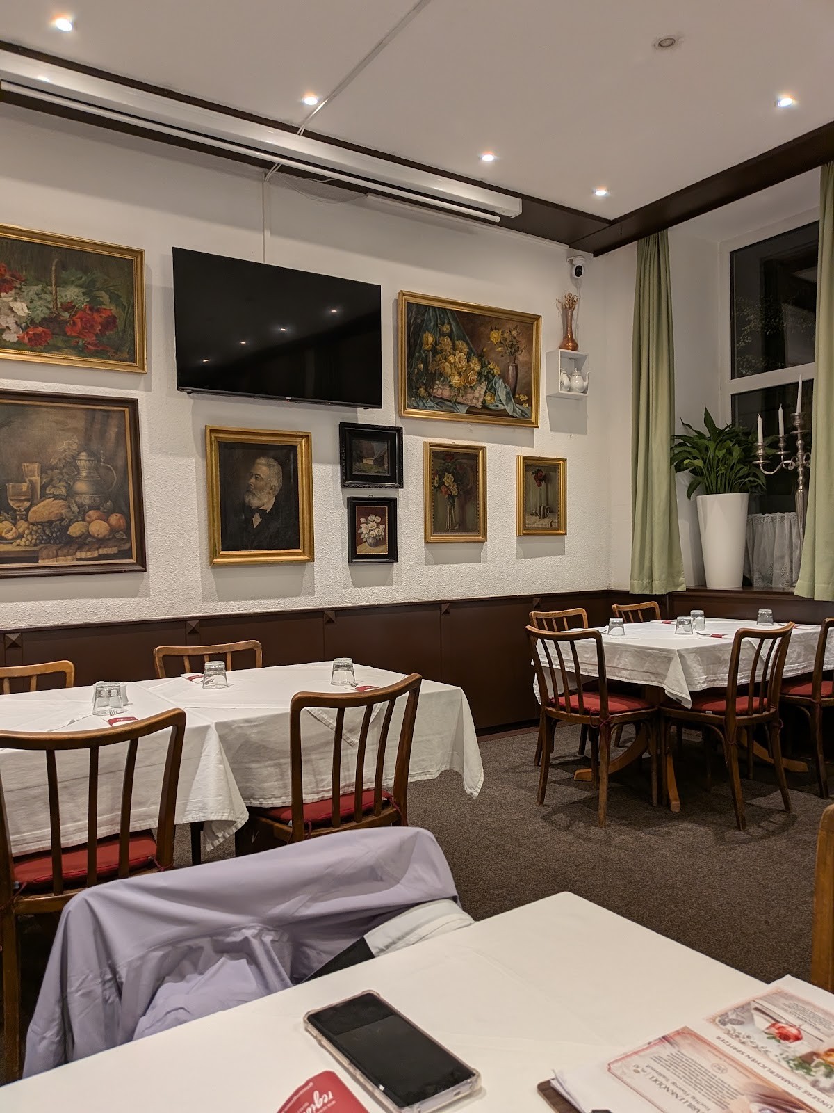 Gasthaus Möslinger: the place