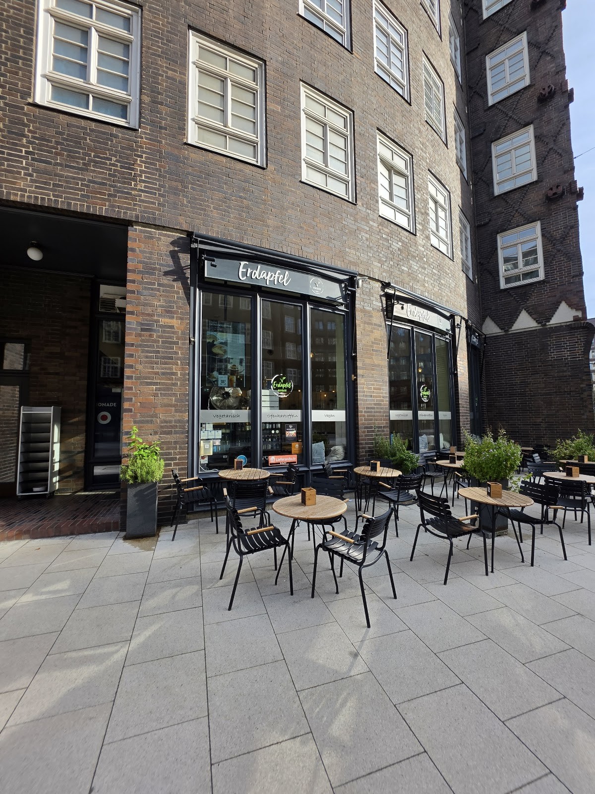 Erdapfel Hamburg (Altstadt): the place