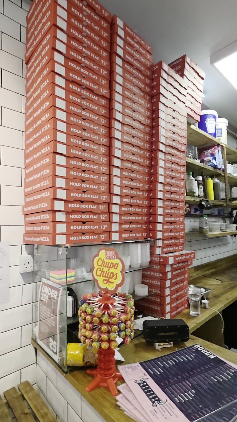 Dough Pizza: the place
