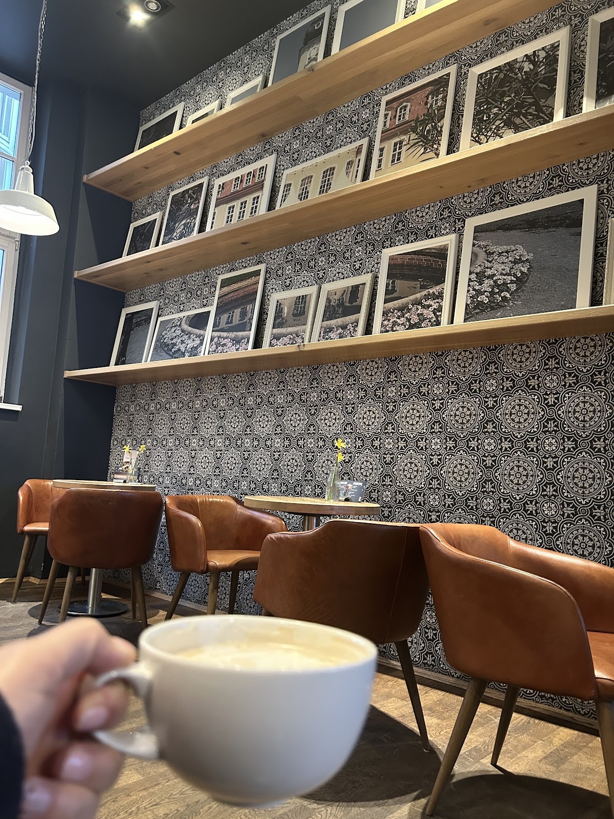 Coffee Fellows - Nikolaistraße: the place