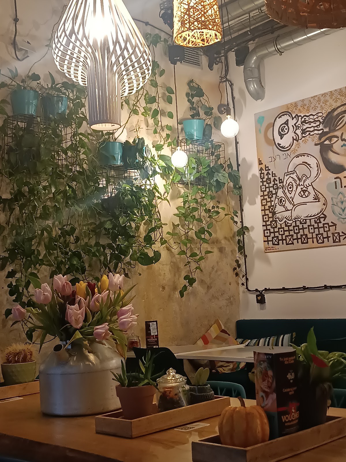 NiyomThai: the place