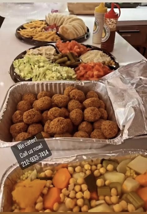 Moshe’s falafel: food & drinks