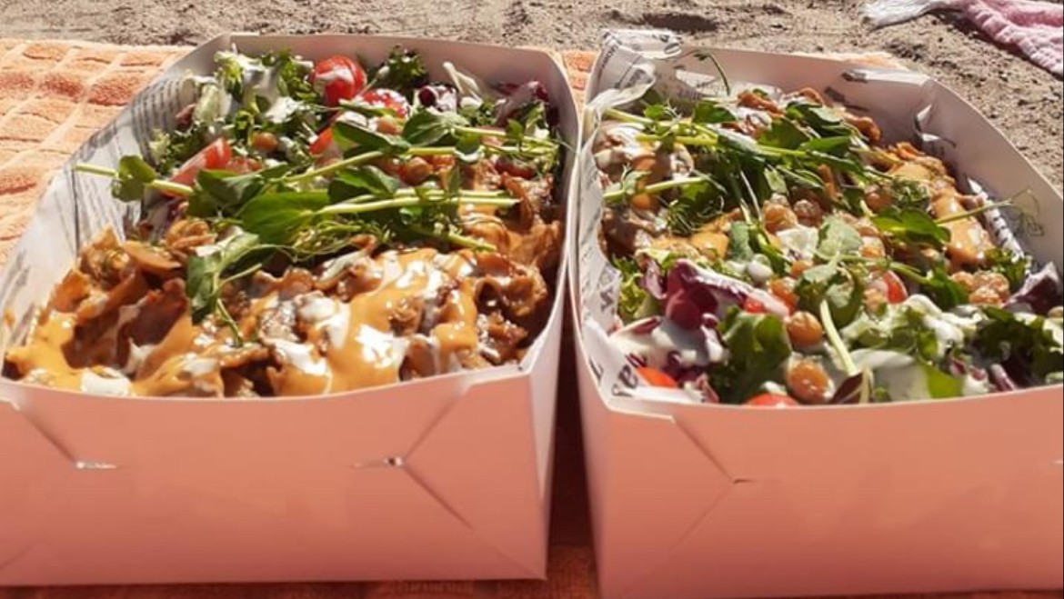 Vegan Food Box: food & drinks