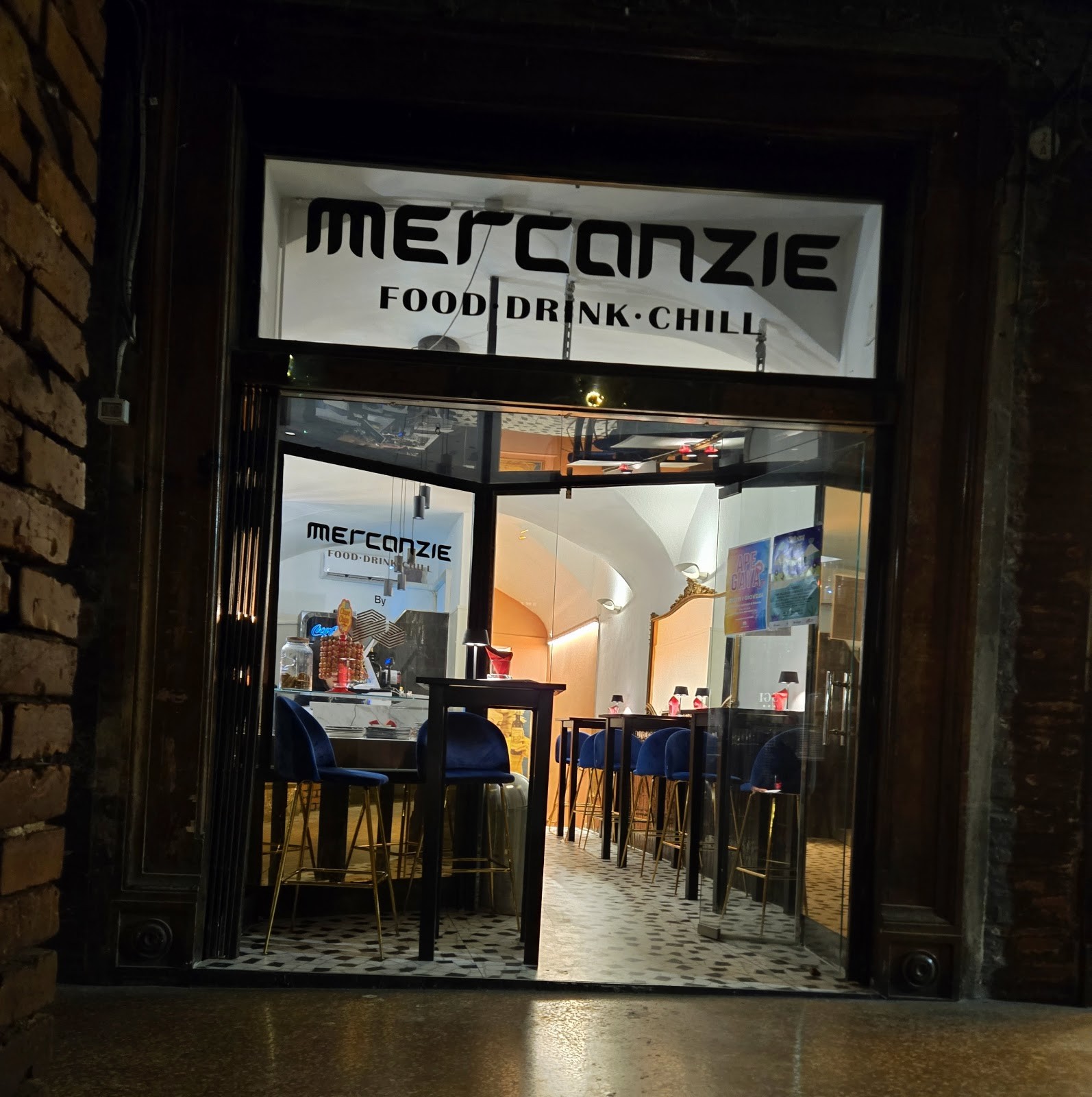 Le Mercanzie Lounge Bar: the place