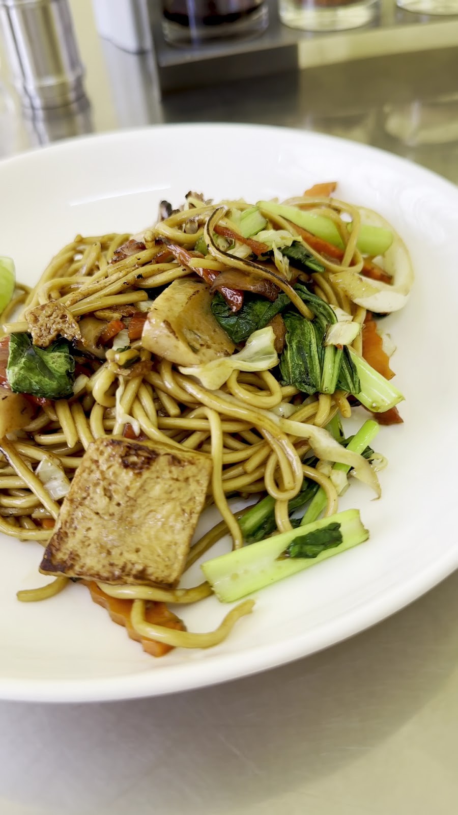Thai Hom - ไทยหอม: food & drinks