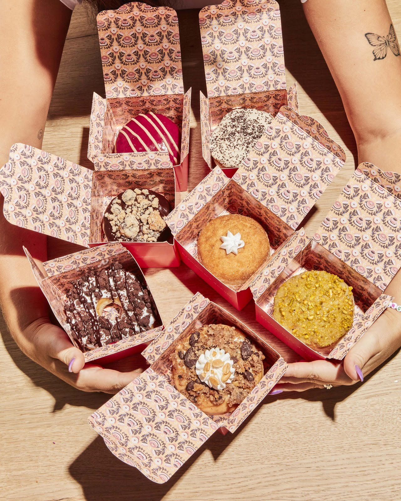 Brammibal's Donuts: food & drinks