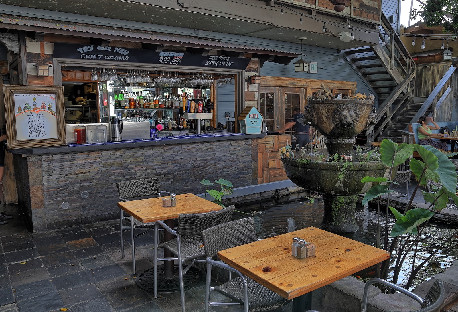 Home Restaurant: the place