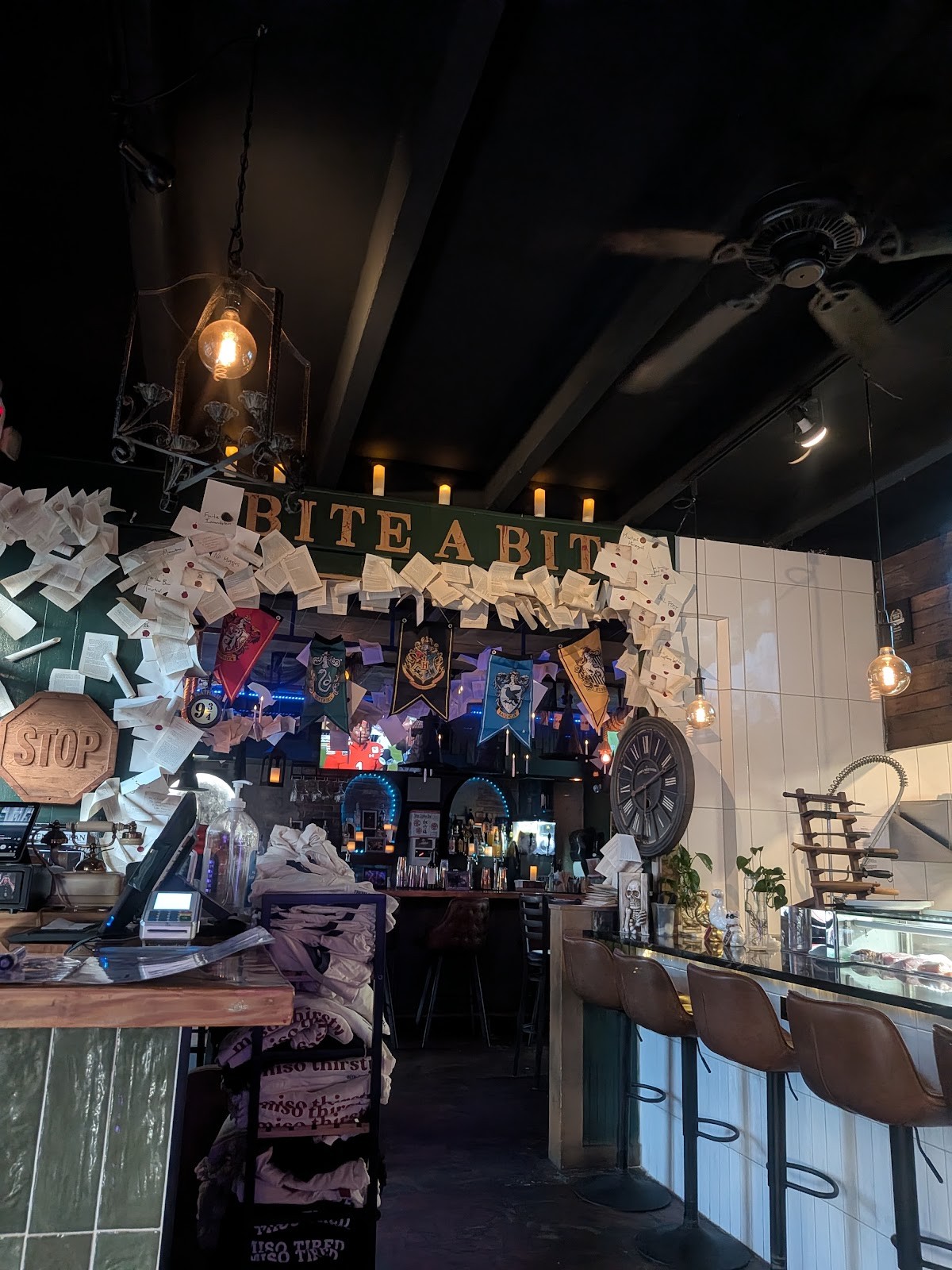 Bite a Bit Thai & Sushi: the place