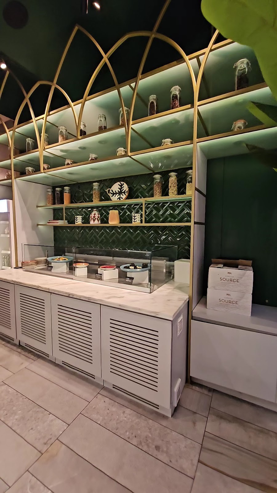 Menagerie Eatery: the place