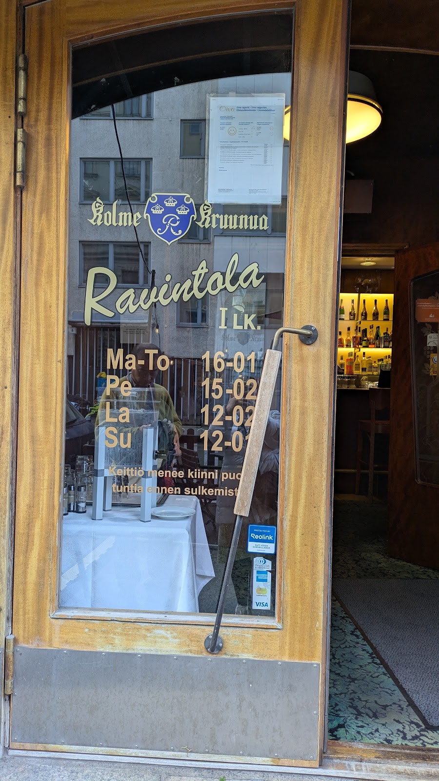 Ravintola Kolme Kruunua: the place