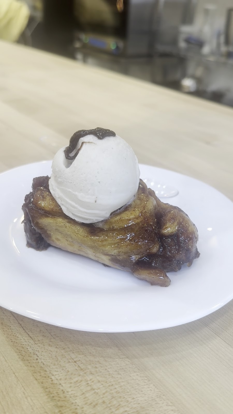 Sweet Fire Cafe & Studio: food & drinks