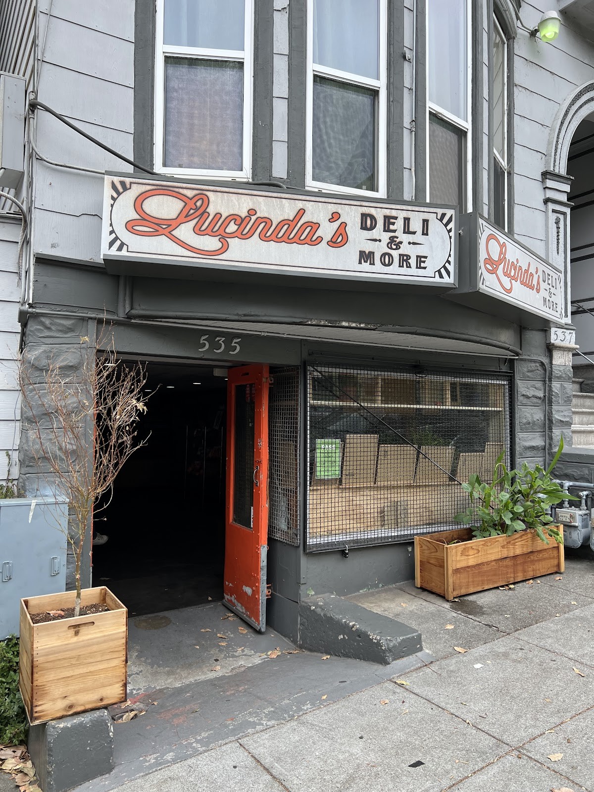 Lucinda's Deli & More: the place