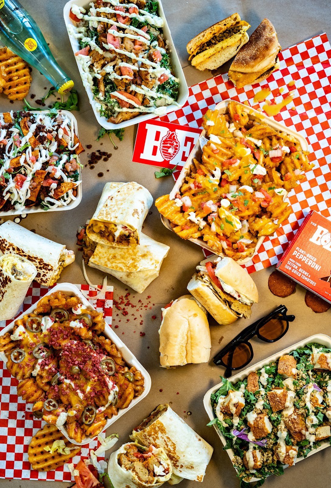 The BE Hive Deli & Market: food & drinks