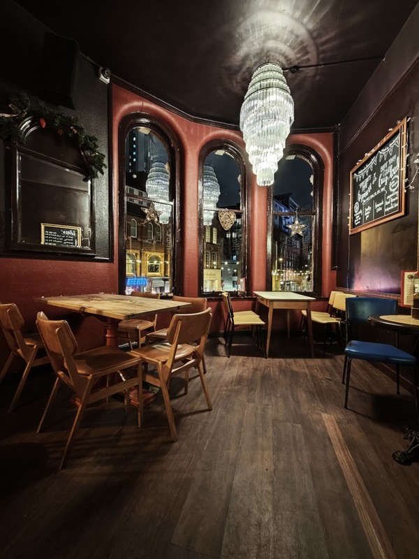Cherry Red's Cafe Bar: photo 4