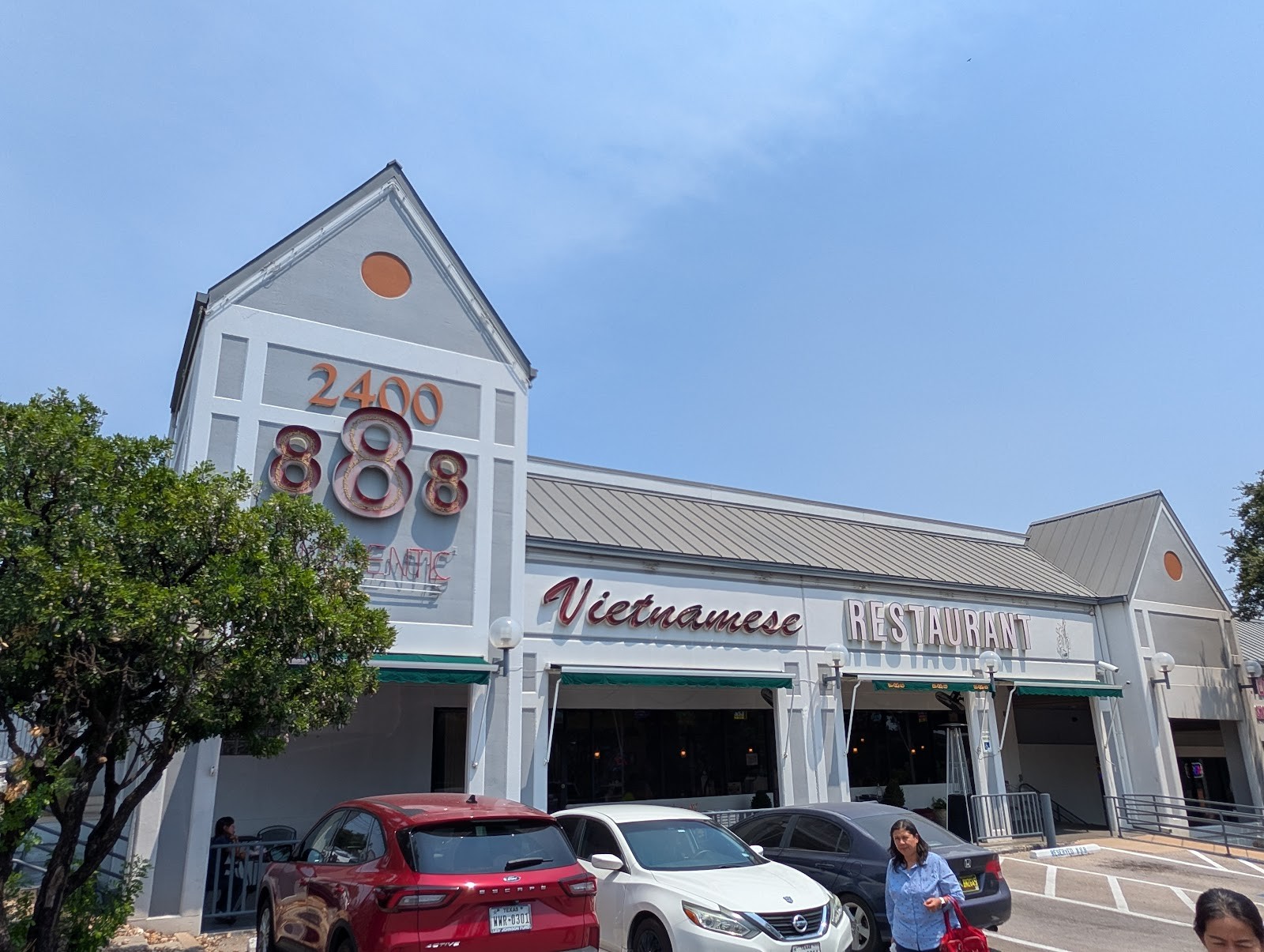 888 Pan Asian Restaurant: the place
