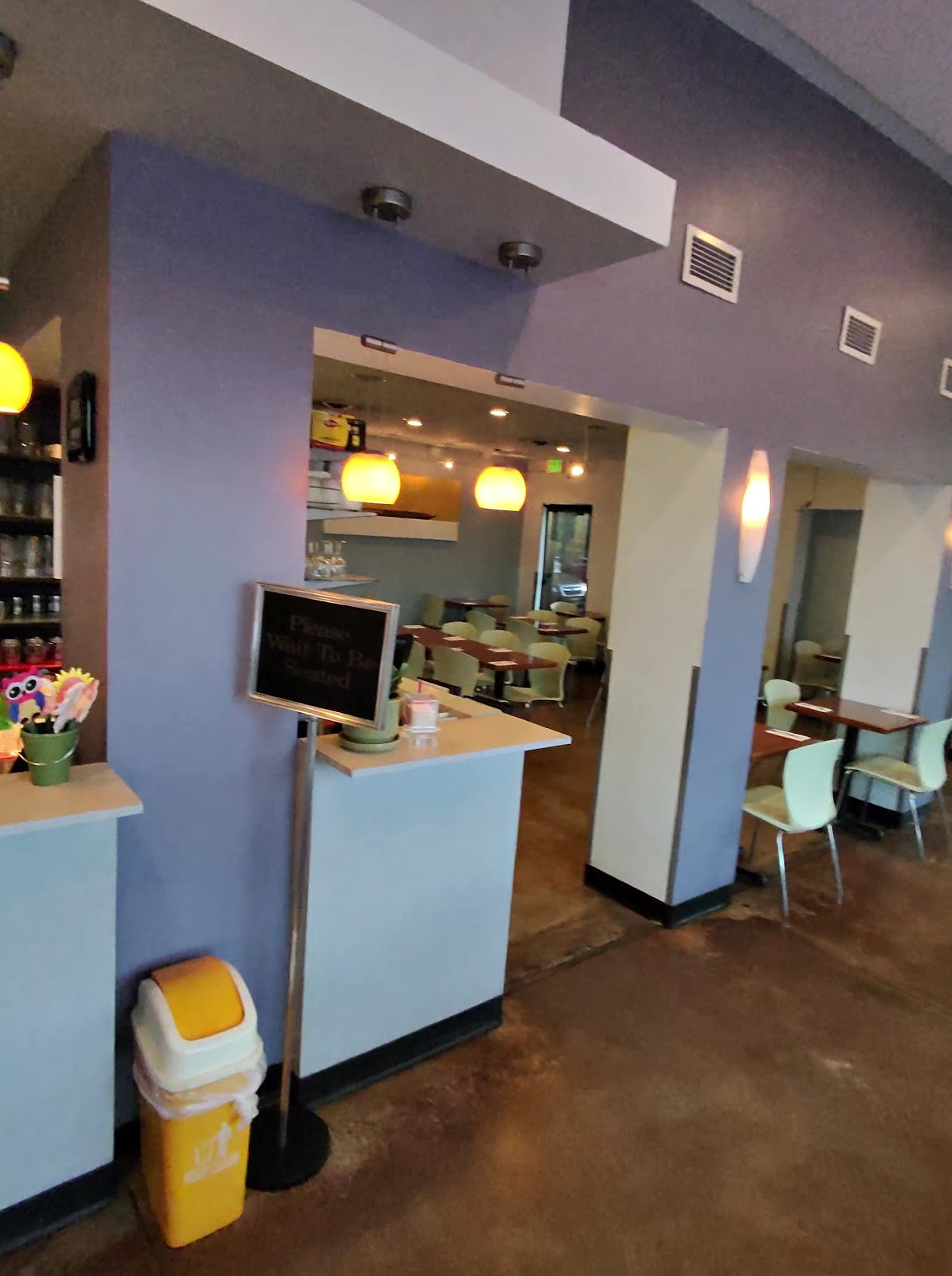 Tommy's Thai: the place