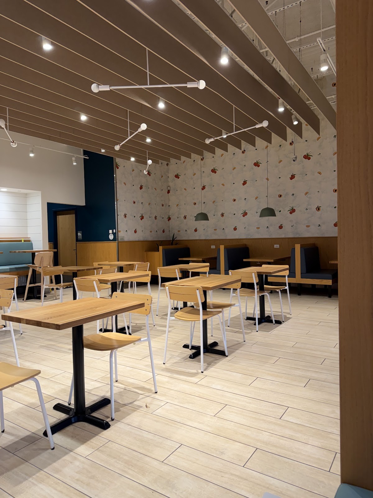 Chopt Creative Salad Co.: the place