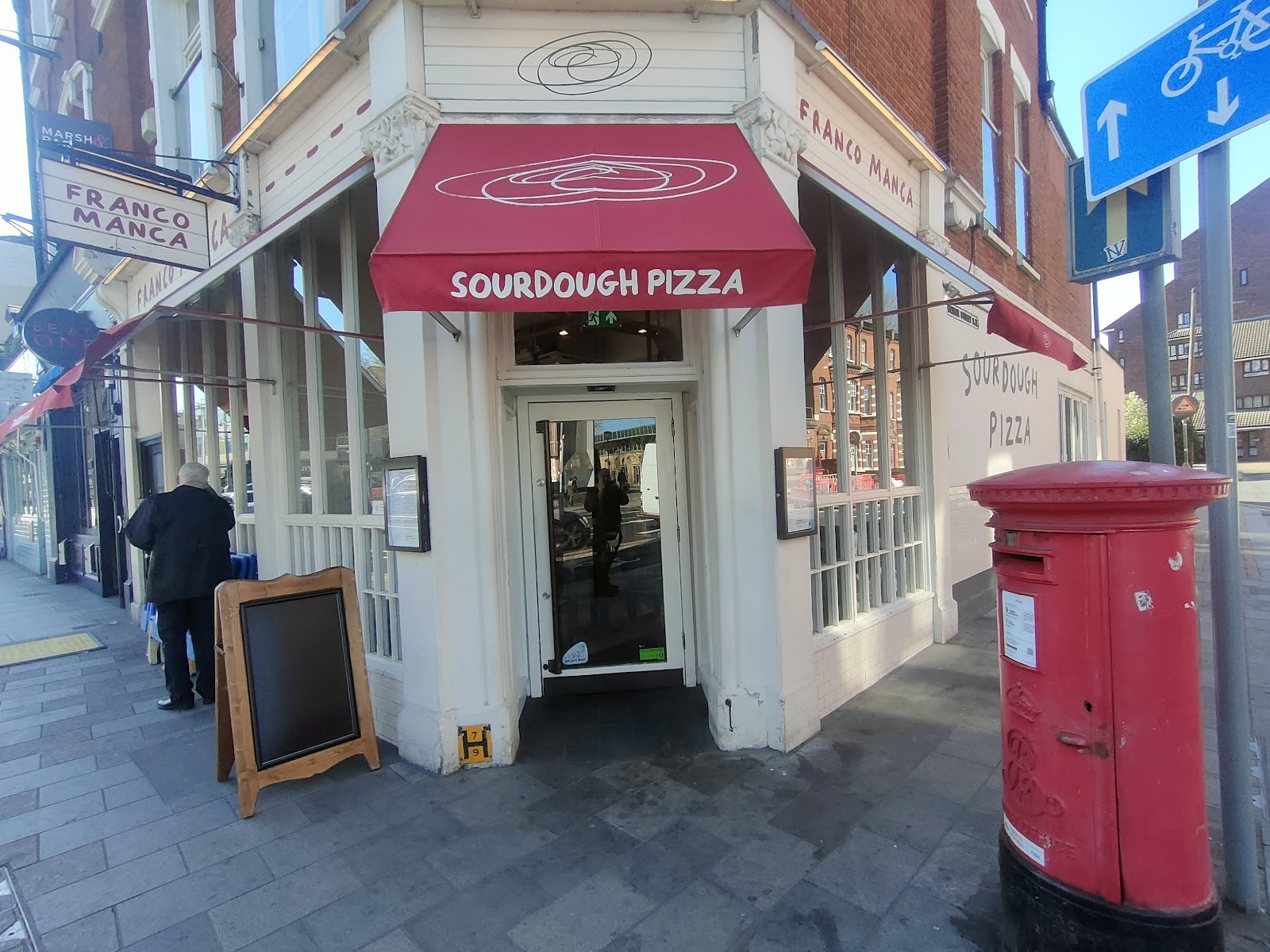 Franco Manca: the place