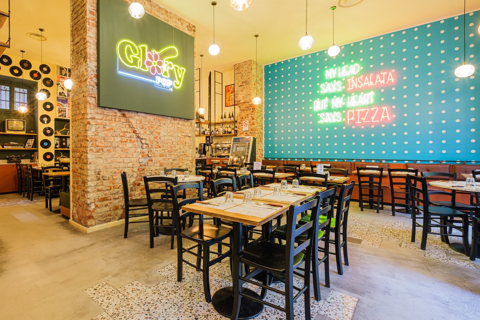 Glory POP (Via Correggio, Milano): the place
