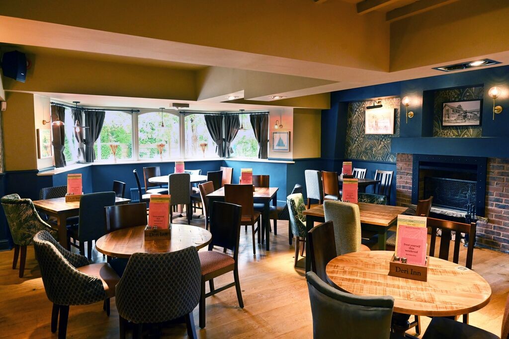 The Deri Inn: the place