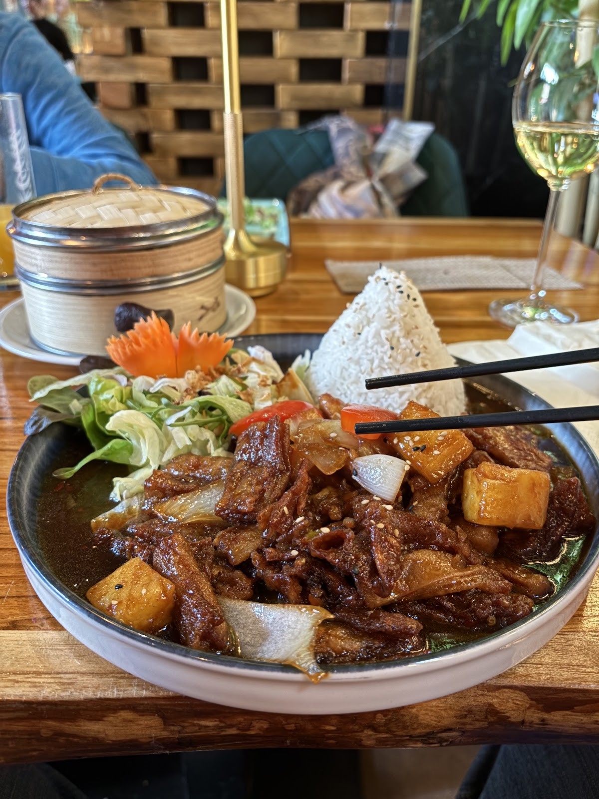 Tokymon Chay Restaurant: food & drinks