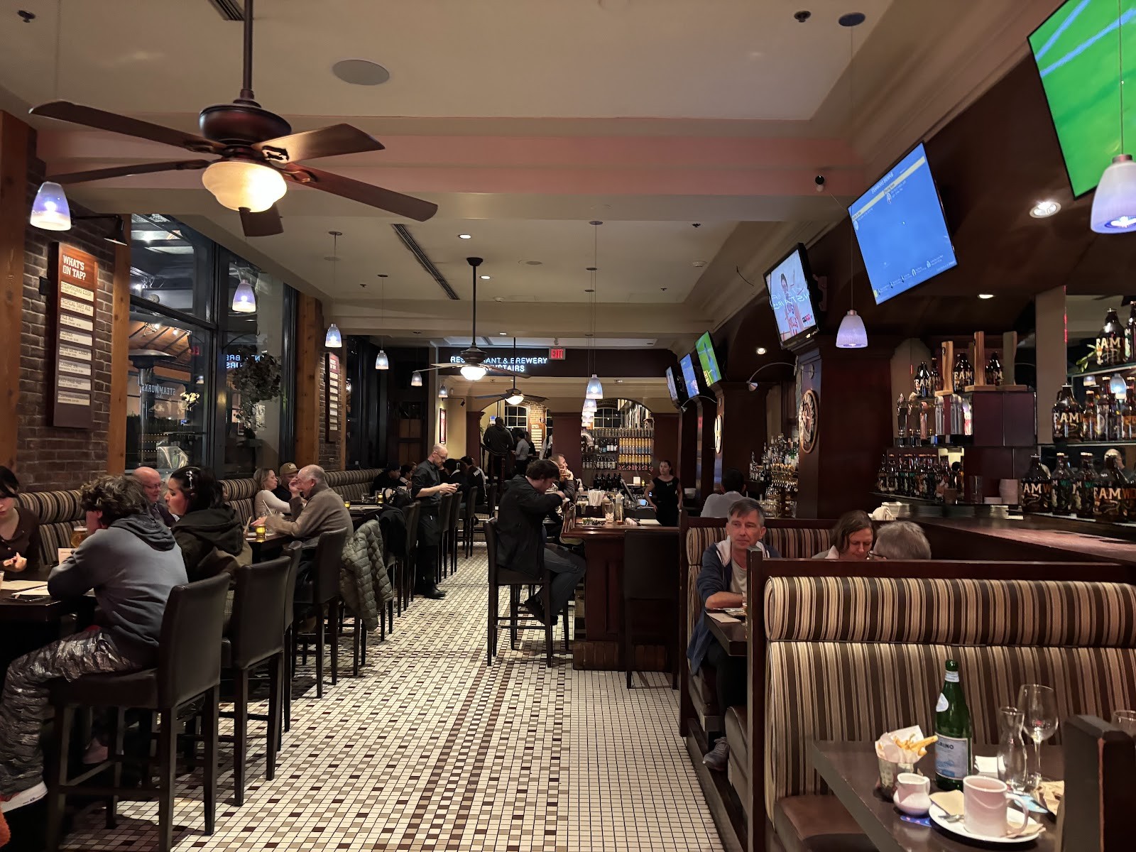 Steamworks Brewpub: the place