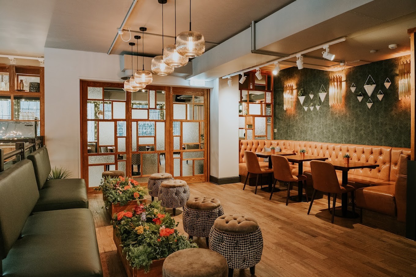 All Bar One Glasgow: the place