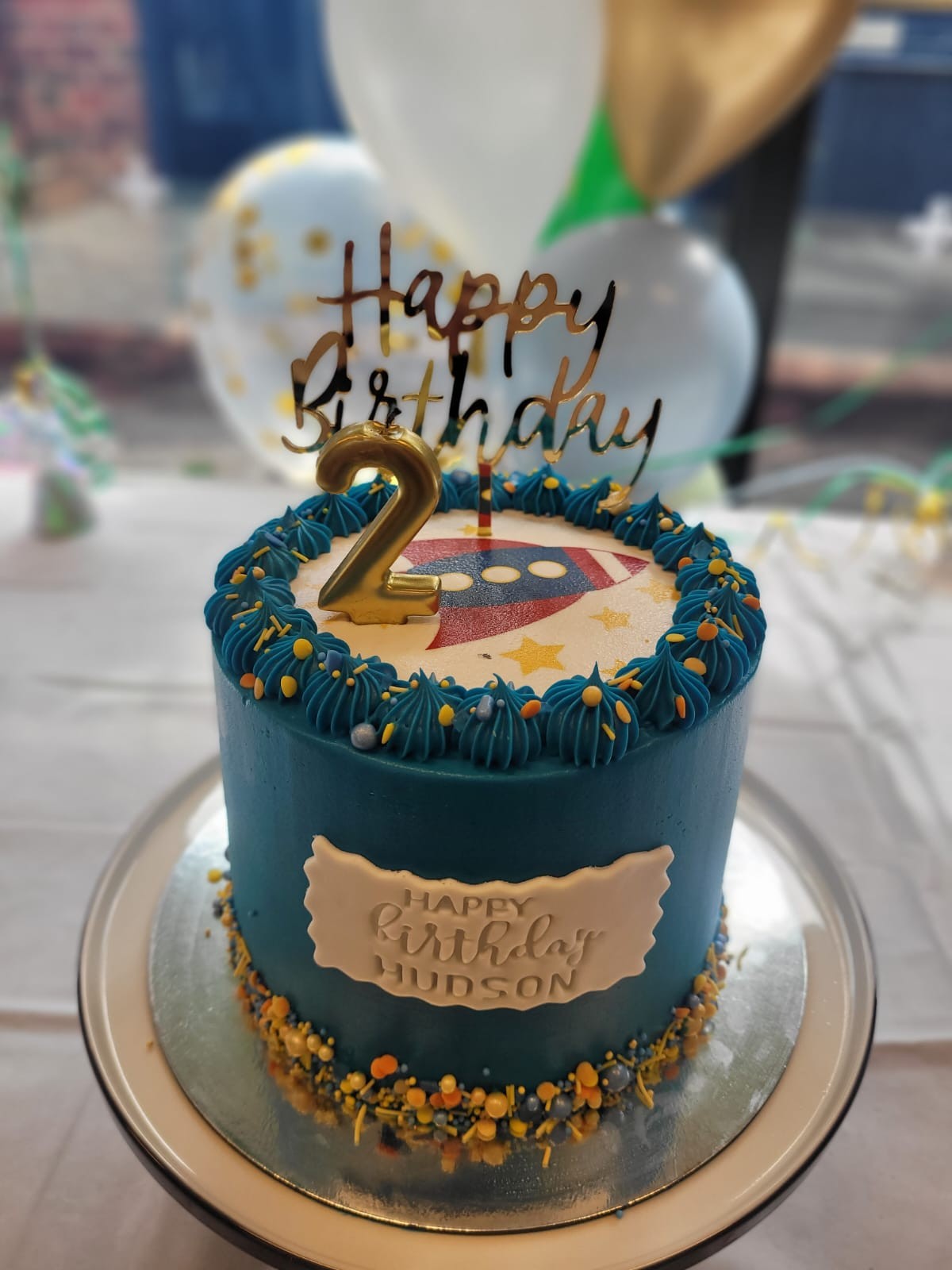 The Cake People: food & drinks