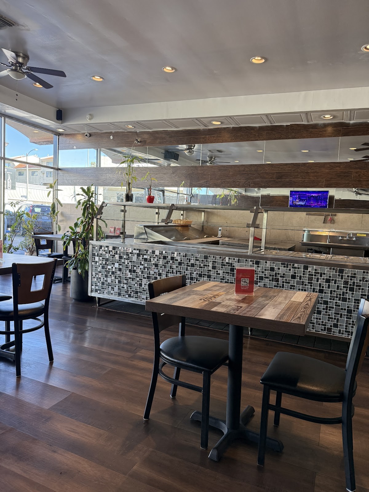 Tandoori Eats: the place