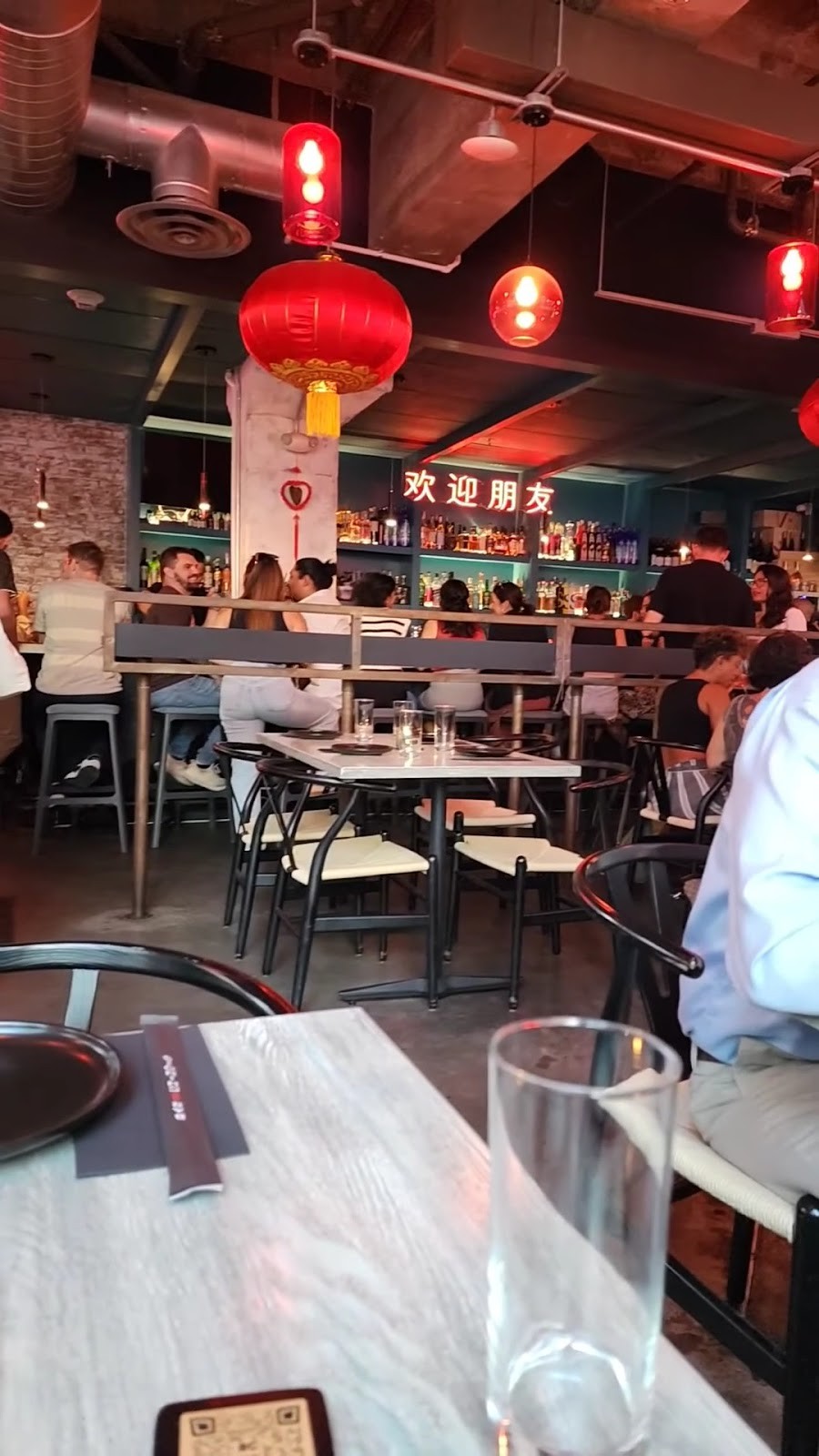 Bar Chinois: the place