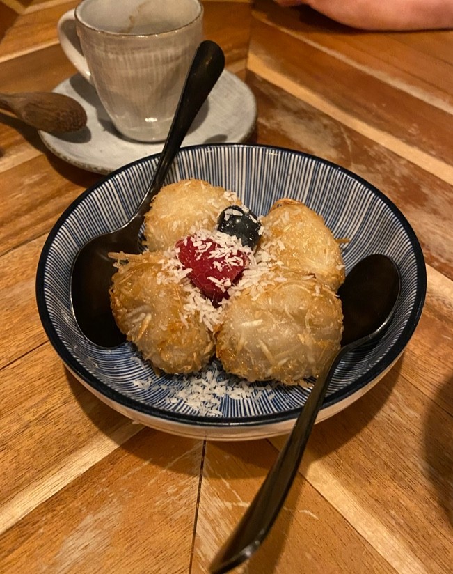 Ahimsa Restaurant: food & drinks