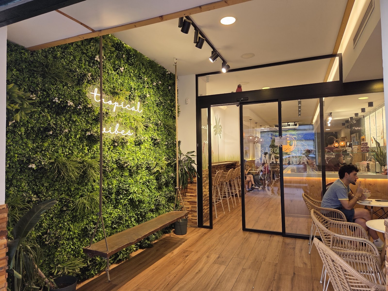 AMAZONIA ACAI VALENCIA: the place