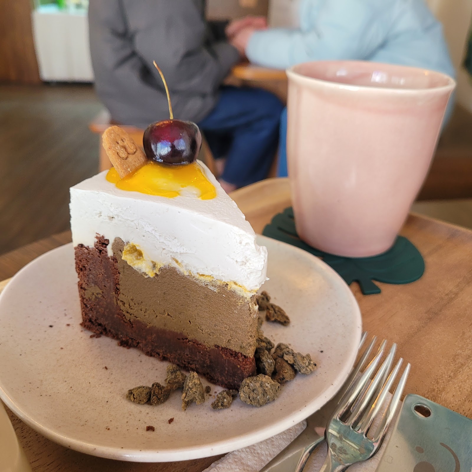 Duduri Dupang: food & drinks