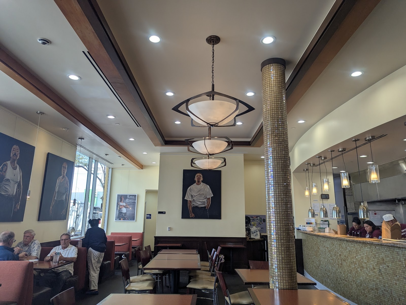 Homegirl Café: the place
