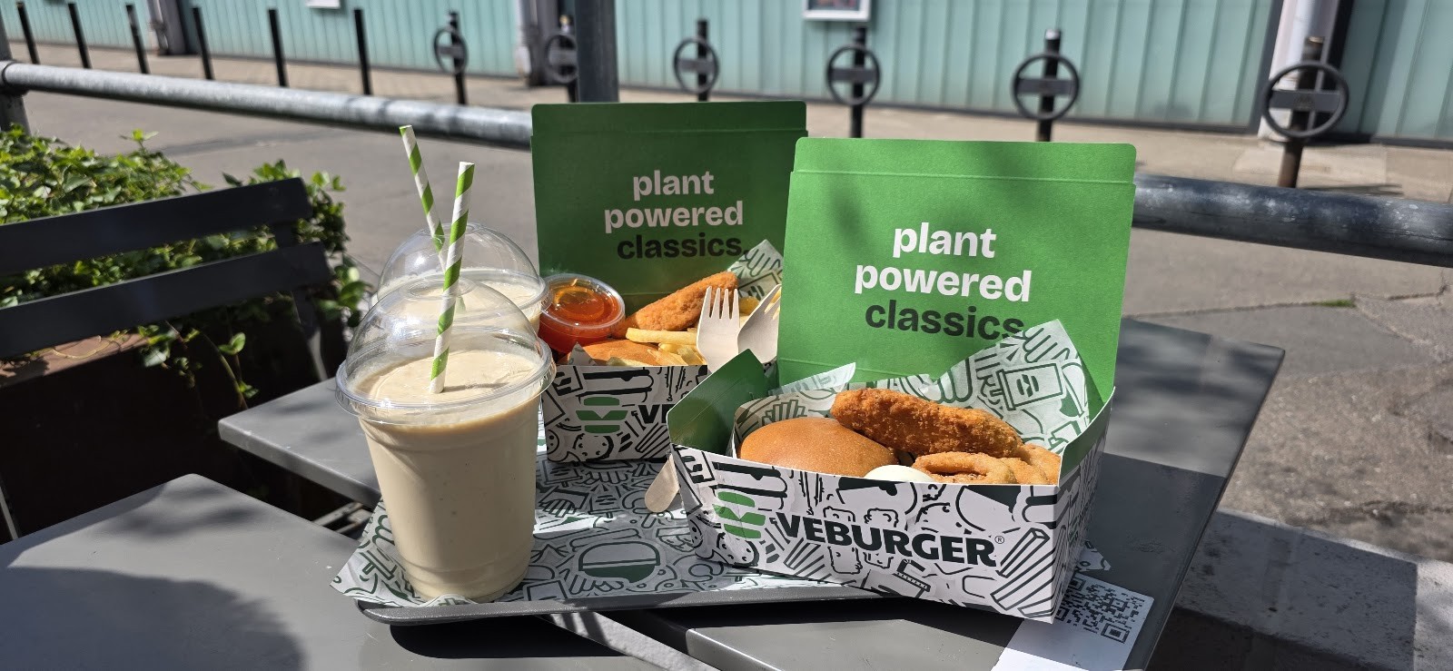 VeBurger - Wapping Wharf: food & drinks